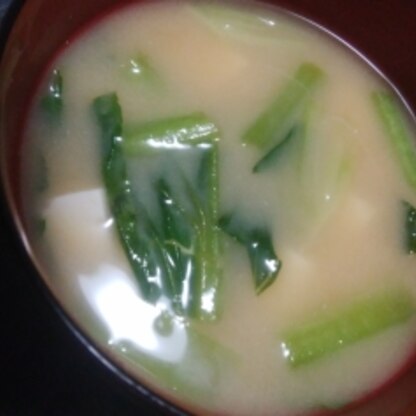残っていた小松菜で作りました。美味しかったです！小松菜の歯ごたえが良いですね。